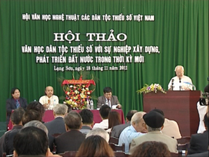 “Bản sắc người núi” với phát triển văn học dân tộc thiểu số Việt Nam